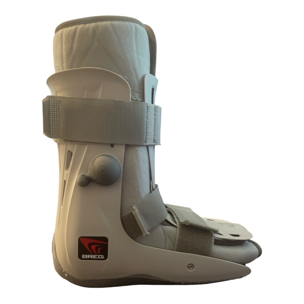 BREG Genesis Mid-Calf Full Shell Walker Size Medium